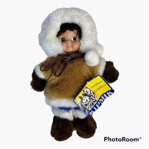 KIPMIK Eskimo Inuit‎ Doll 10”  KAWVICH Northern Neighbors Alaska